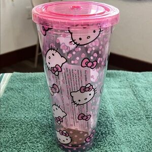 Hello Kitty Clear Tumbler with Pink Accents and Bow Pattern